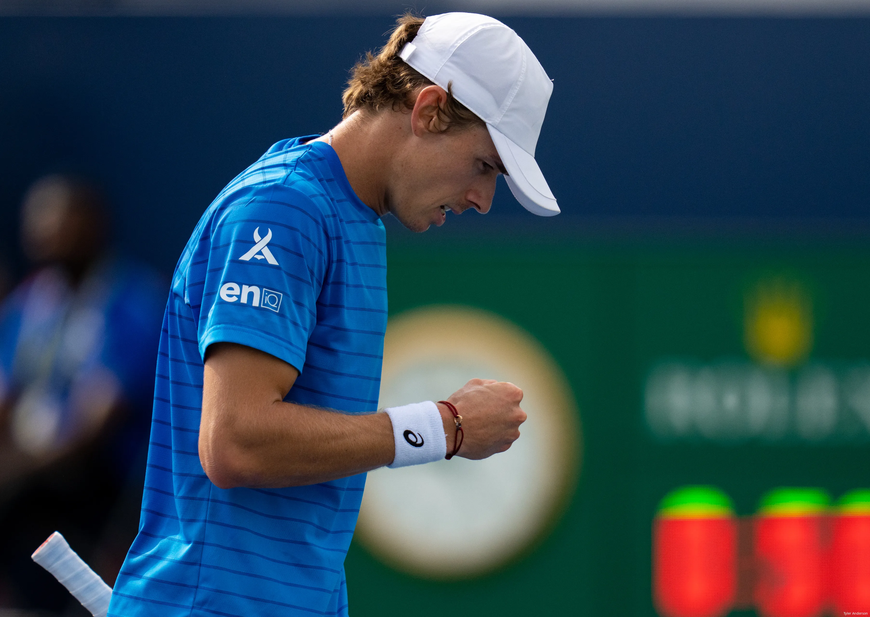deminaur alex canada23 tyleranderson3