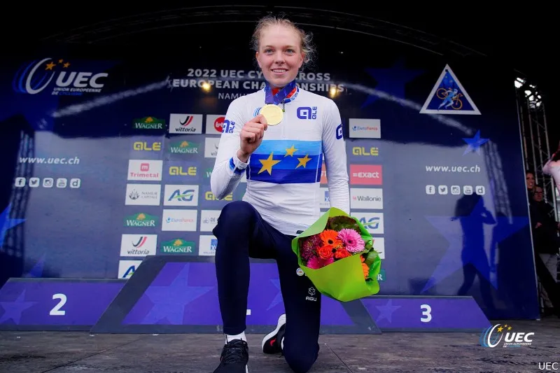 fem van empel 65434b58a4f0e