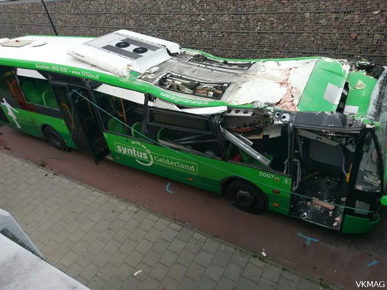 bus apeldoorn syntus bustunnel vkmag