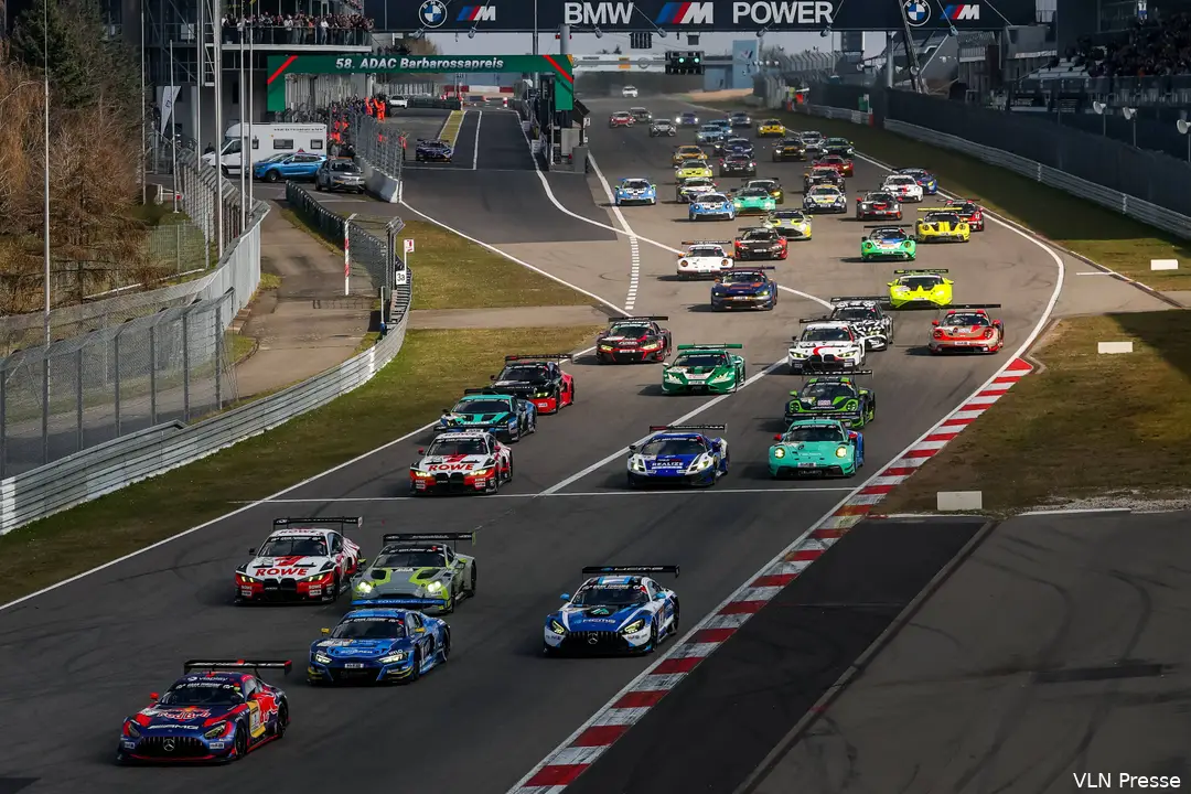 max-verstappen-franz-hermann-gt3-mercedes-amg-nls2-nurburgring-nordschleife-145-start-christopher-haase-334