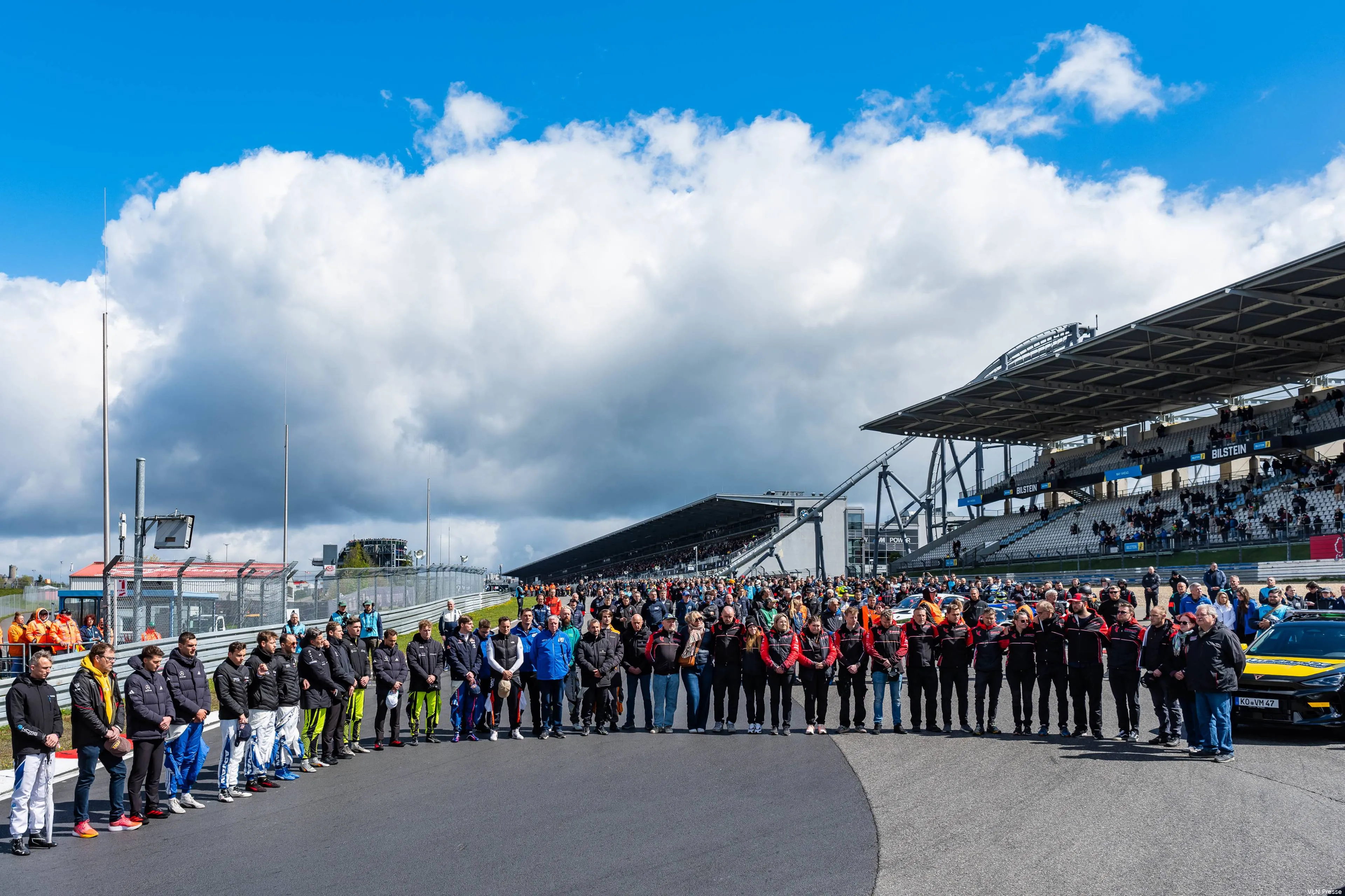 juha-miettinen-nls-nordschleife-nurburgring-gt3-max-verstappen-franz-hermann