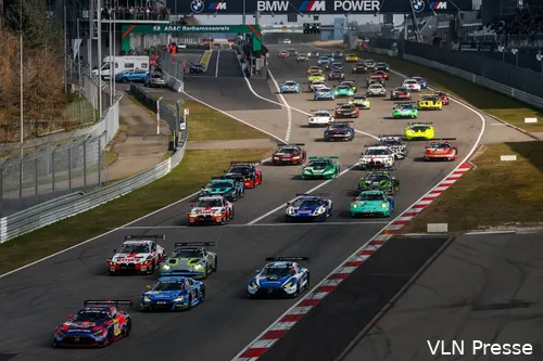 max-verstappen-franz-hermann-gt3-mercedes-amg-nls2-nurburgring-nordschleife-145-start-christopher-haase-334