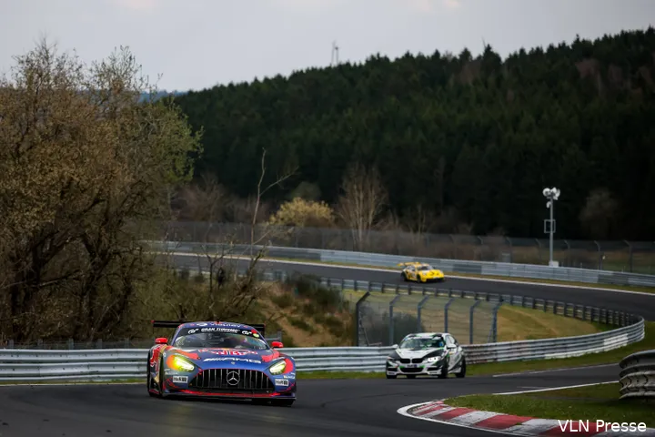 max-verstappen-jules-gounon-dani-juncadella-franz-hermann-gt3-mercedes-amg-nls2-nurburgring-nordschleife-15