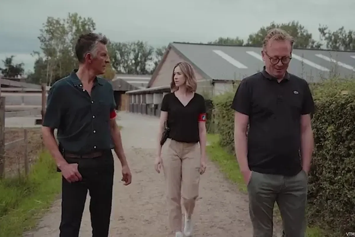 Steven De Lelie (rechts) in 'De Buurtpolitie', Bron: VTM