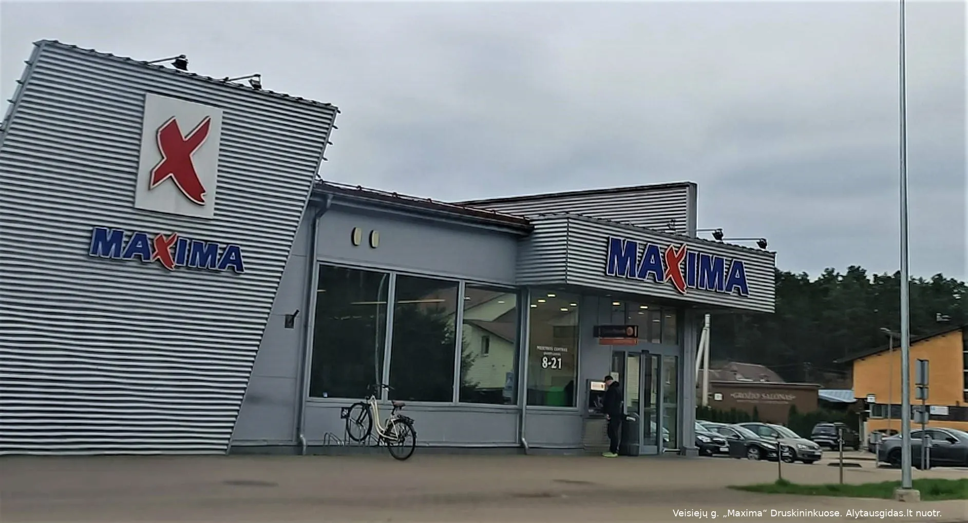 mxmdrskimg 20230415 161848