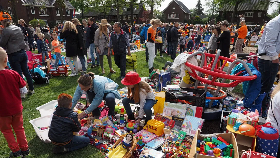 kleedjesmarkt koningsdag vvo