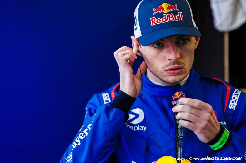 max-verstappen-mercedes-gt3-nordschleife-nls2-4