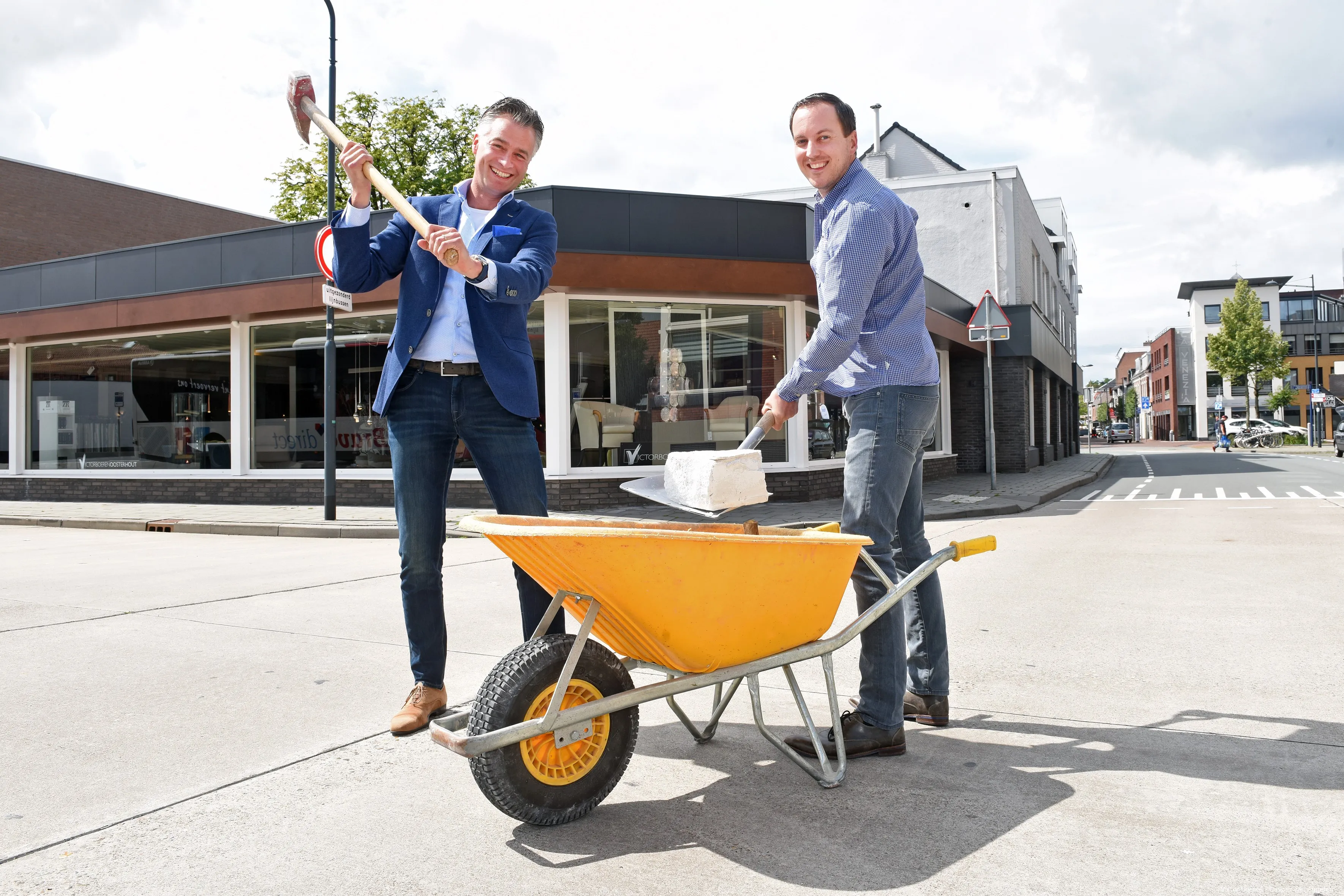 links paul boeren en rechts robbert eikhout fotografie casper van aggelen