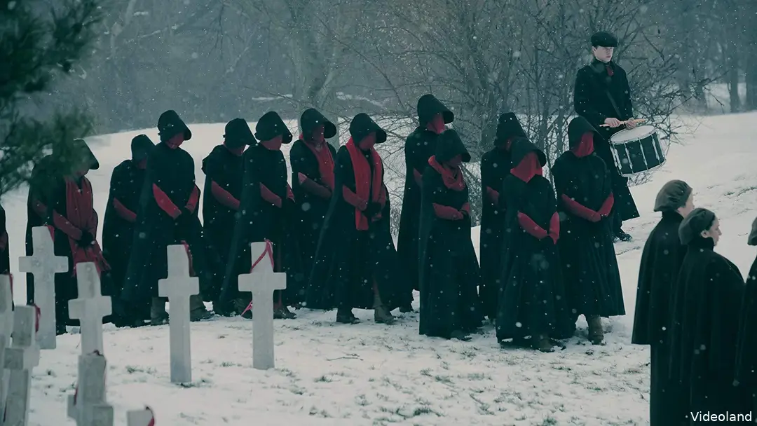 handmaidf1582302731
