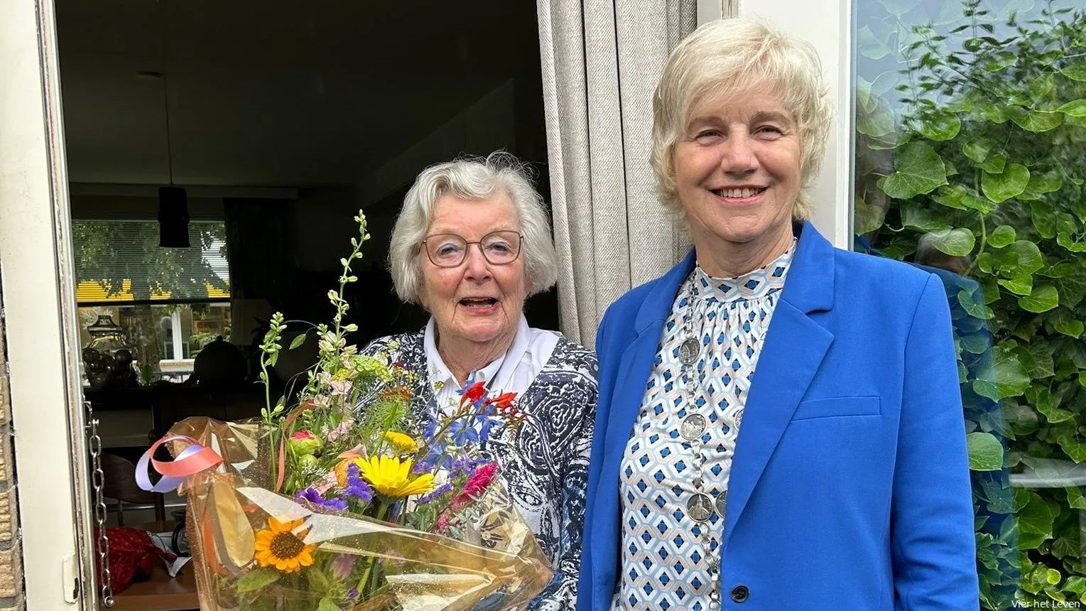 mw duton en de burgemeester van renkum 1