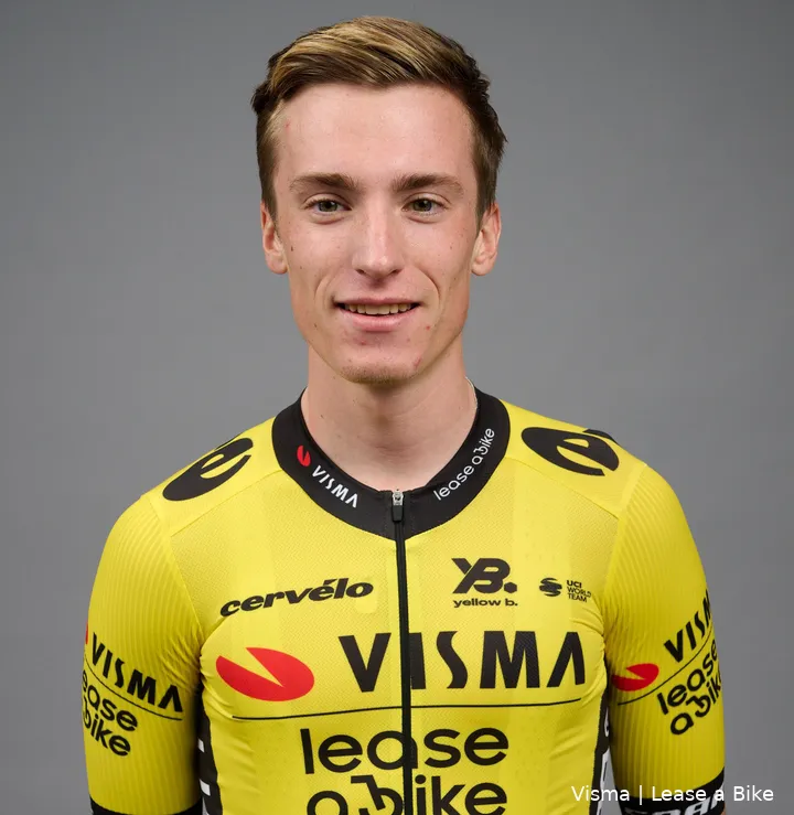 Loe van Belle showed strength in the leading group.