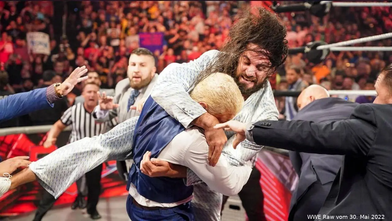 wwe raw 300522