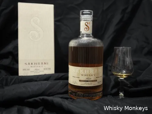 Sakhrani kuri chestnut wood finish whisky