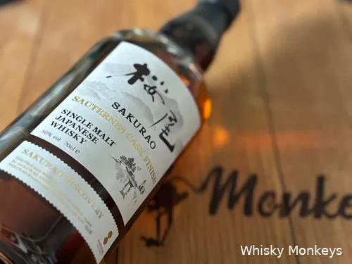 Close-up of Sakurao Sauternes Cask Finish whisky glass and bottle