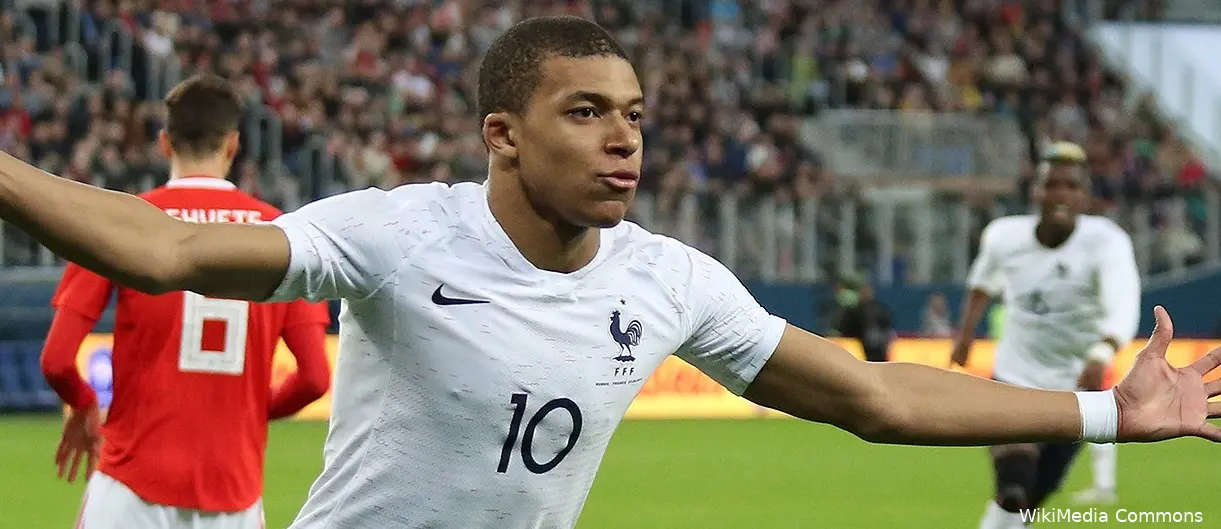 kylian mbappe celebrating march 2018