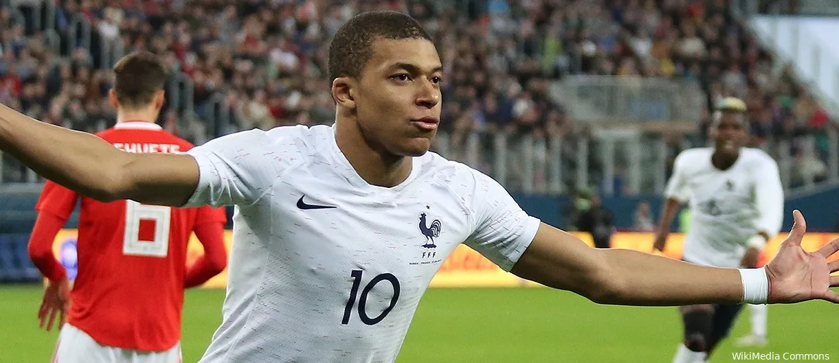 kylian mbappe celebrating march 2018