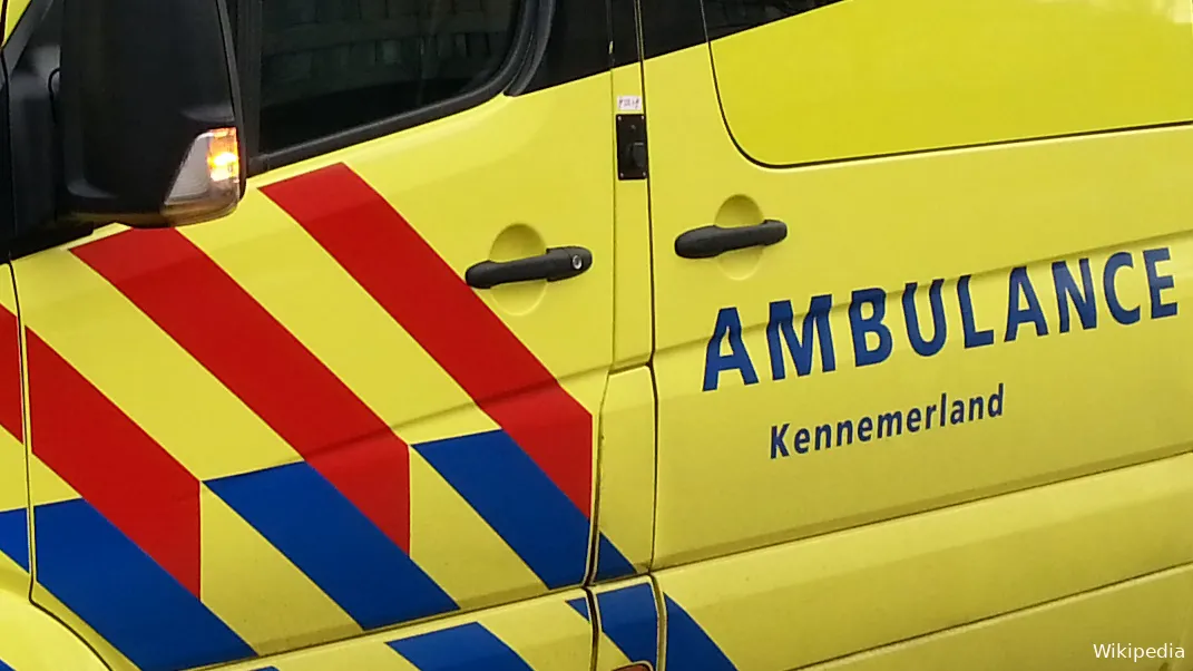 mercedes ambulance kennemerland unit 12 182 at hoofddorp wiki 2