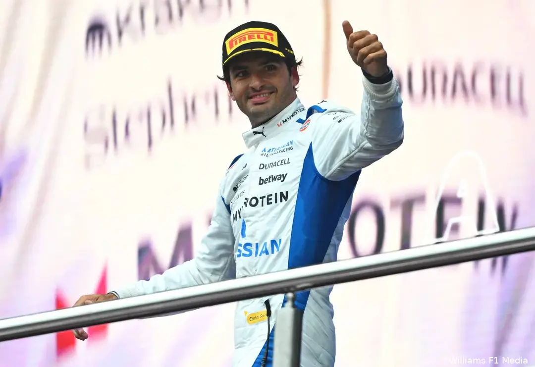 carlos-sainz-williams-bakoe-zondag (6)
