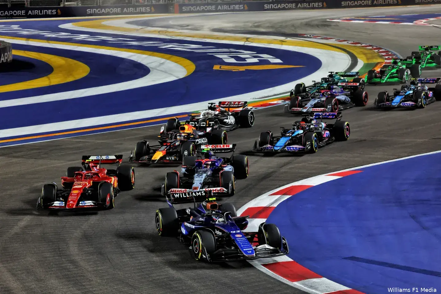 alexander albon williams singapore 2024 racedag grid bocht 1