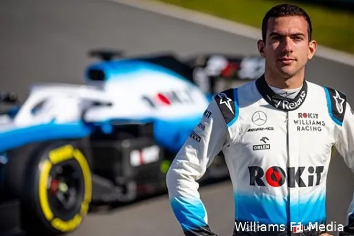 Latifi screenshot instaPNG