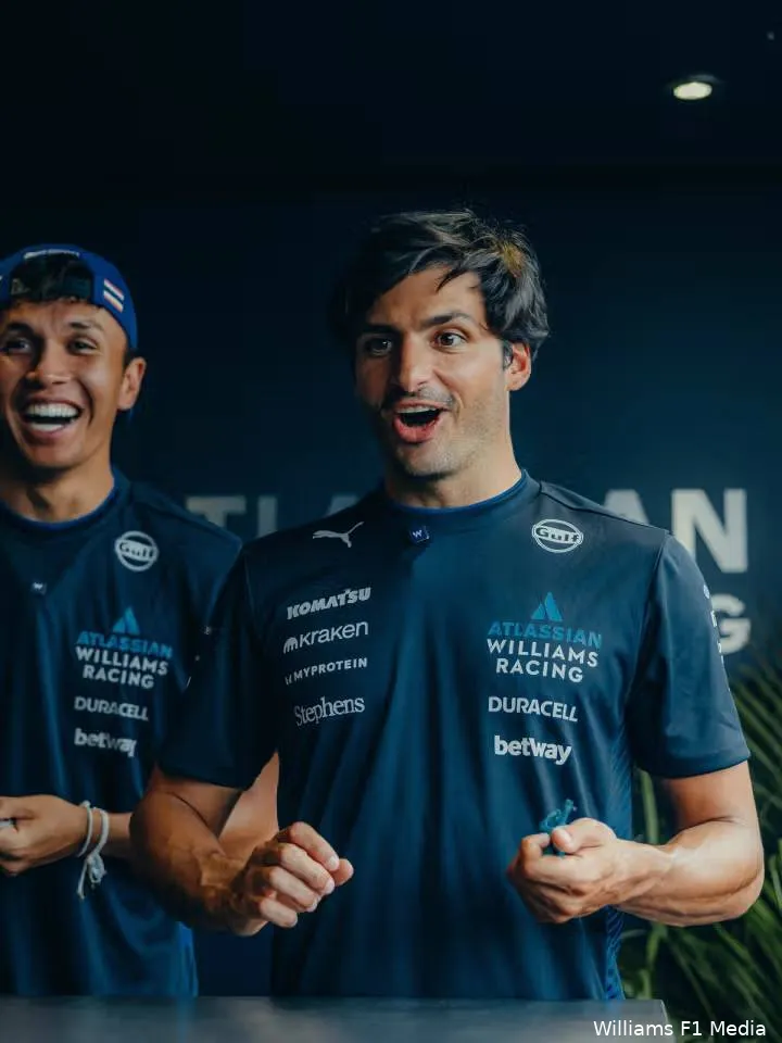 alexander albon carlos sainz williams gp oostenrijk 2025 zondagjpg