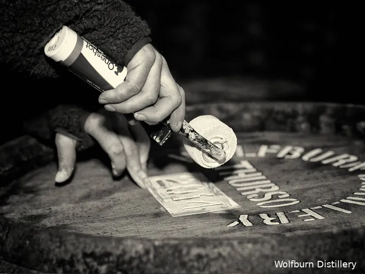 Wolfburn vatstencil