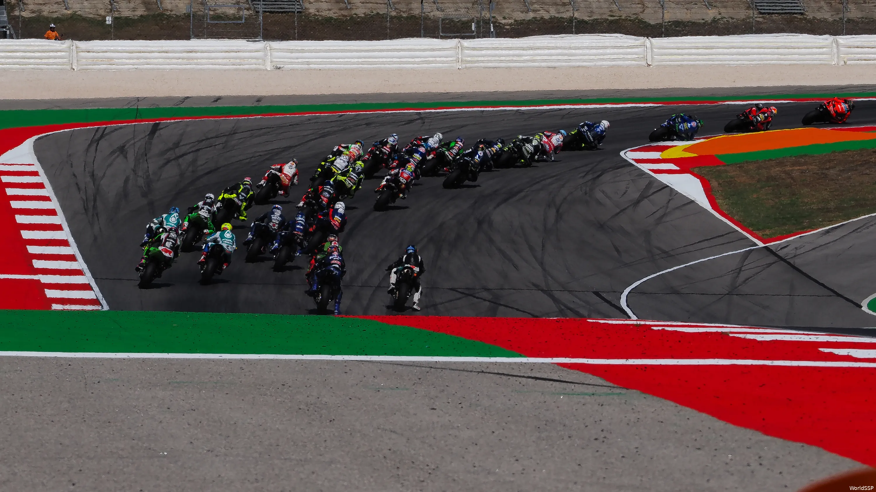 55892 jdr r11 action