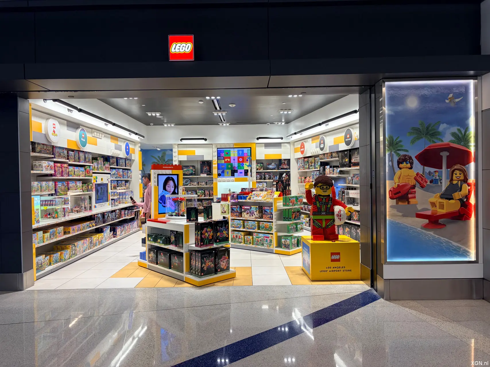 LEGO Store LA Front