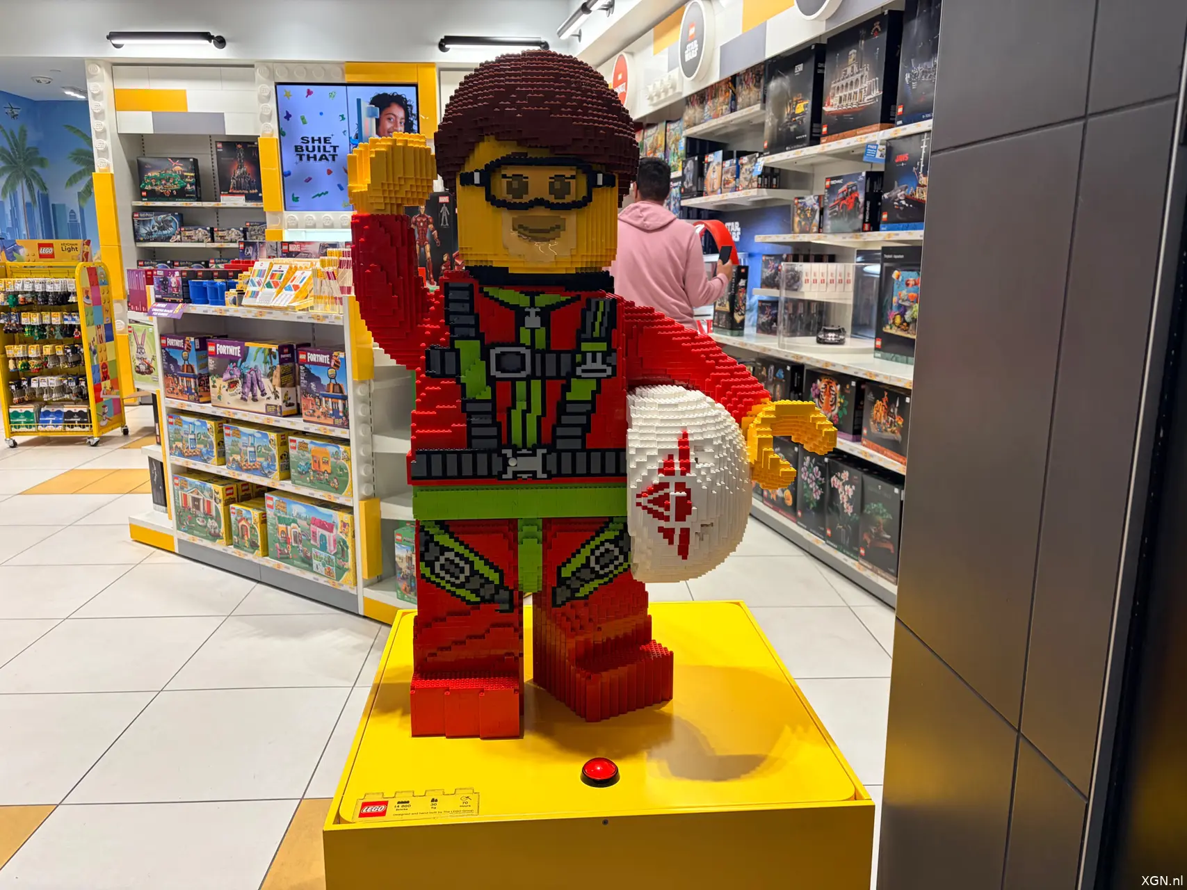 LEGO Store LA Minifig
