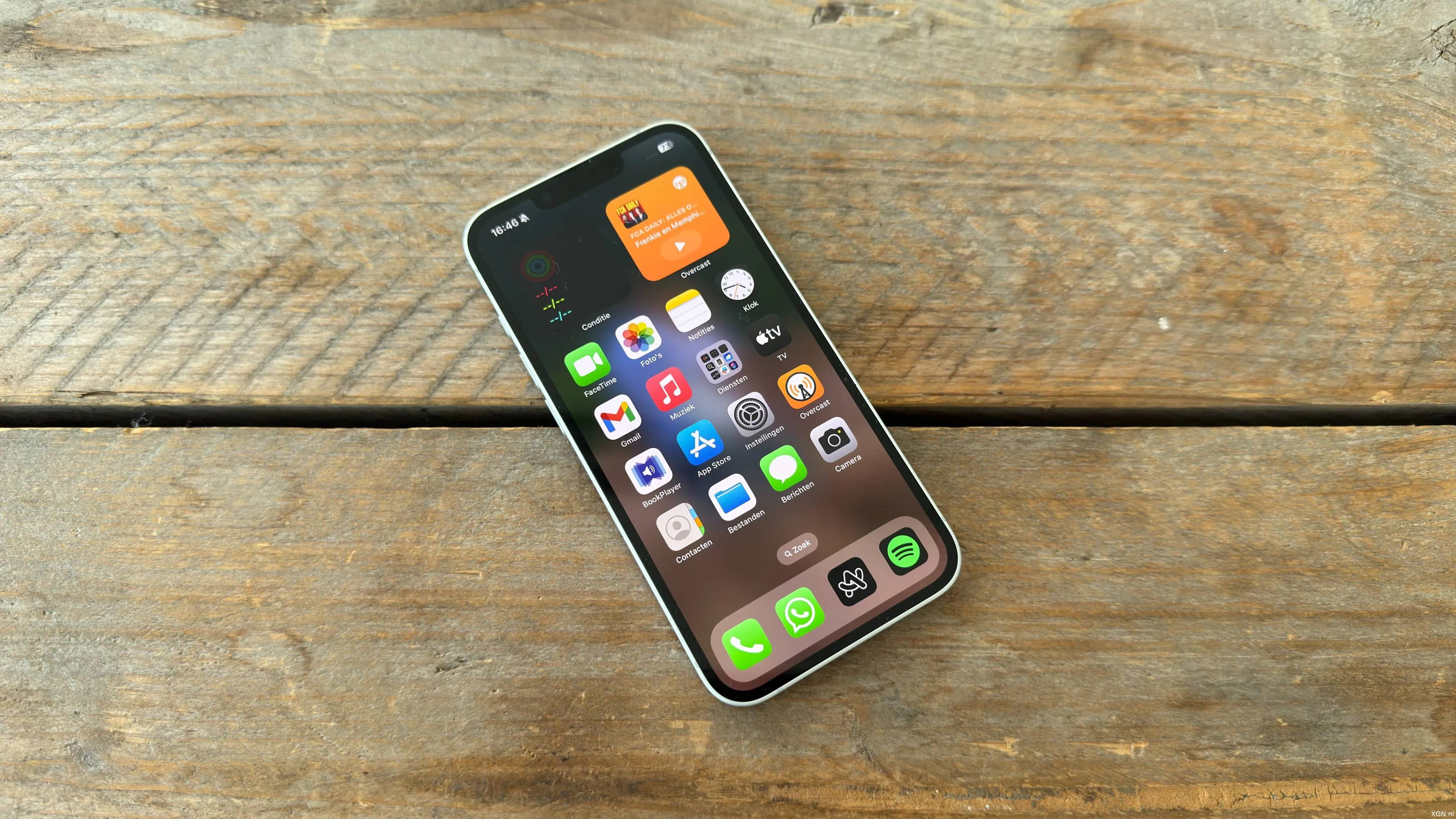 iphone 16e review 3