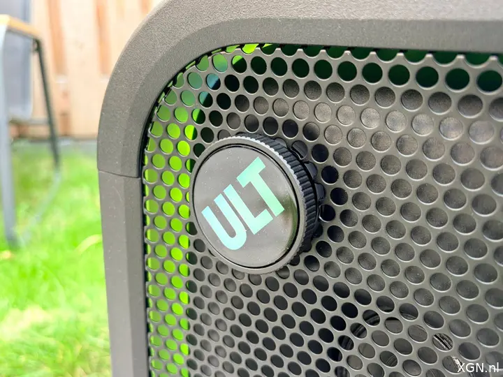 Sony ULT Tower 5 ULT button