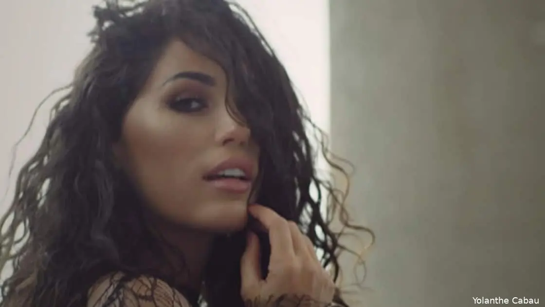 yolanthe fhm
