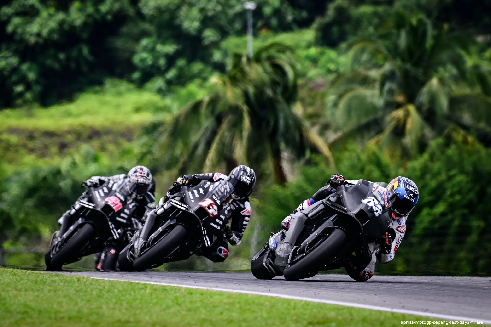 aprilia motogp sepang test day2 finale