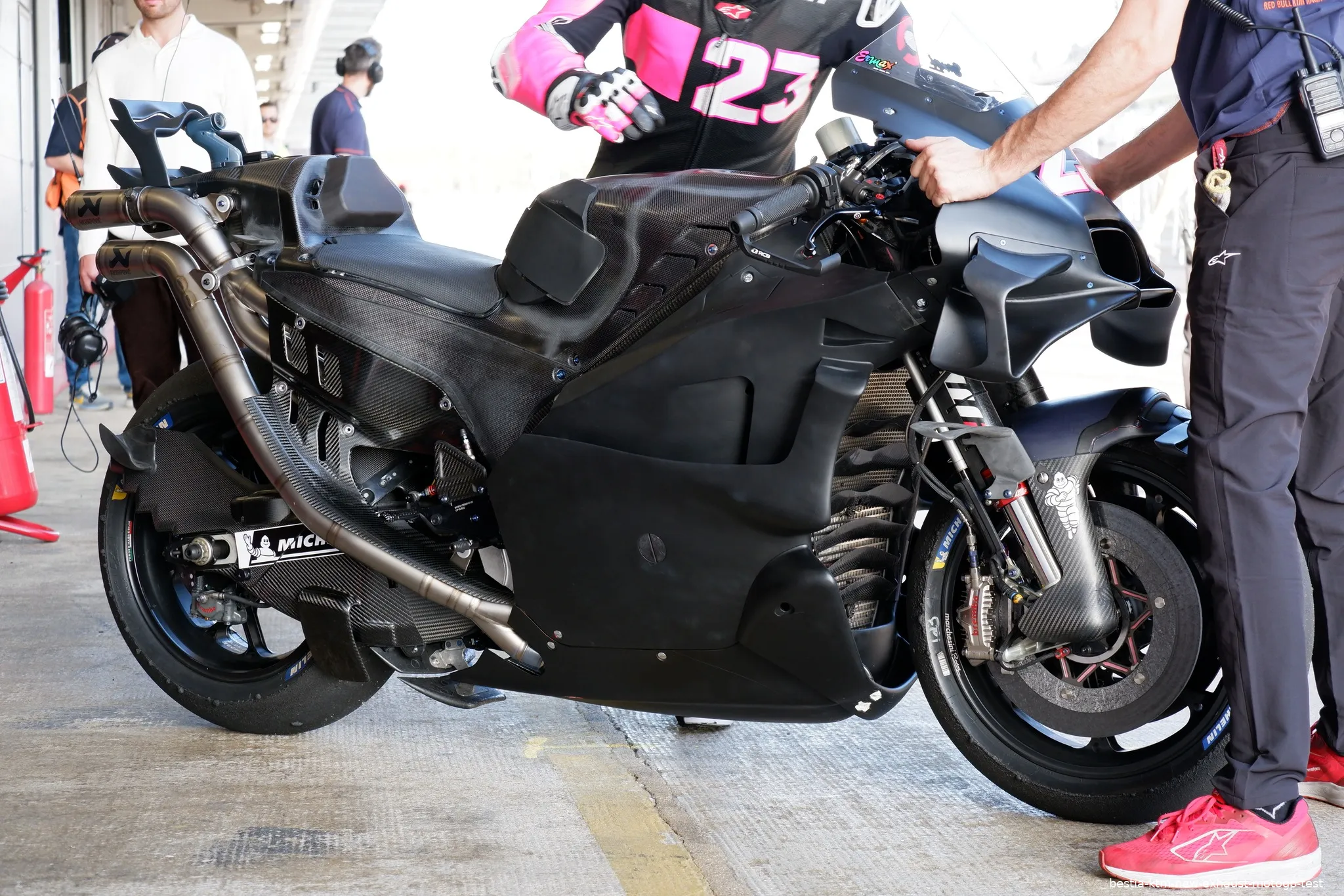 bestia ktm exhaust motogp test 1