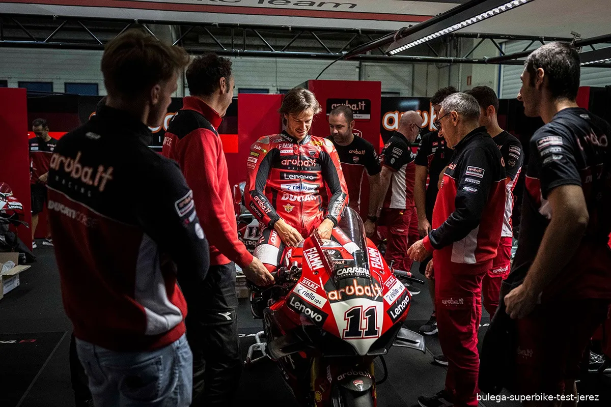 bulega superbike test jerez