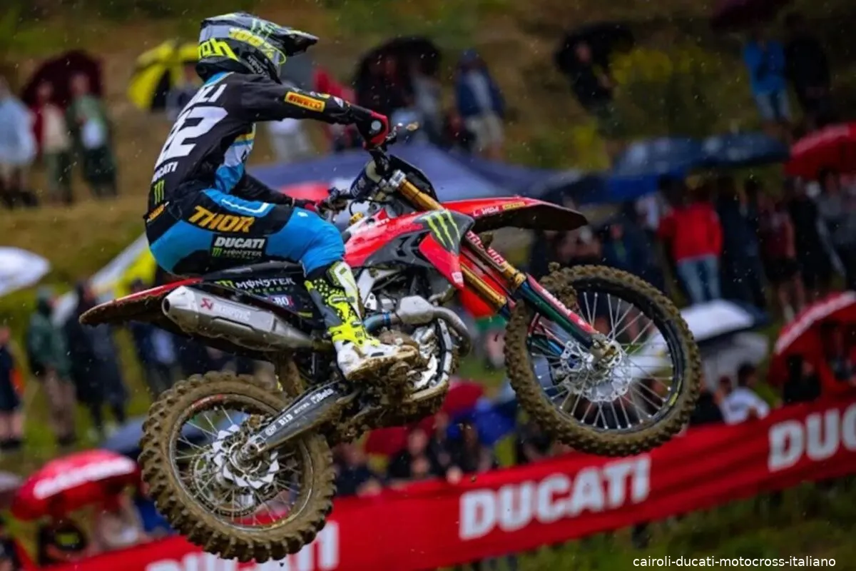 cairoli ducati motocross italiano