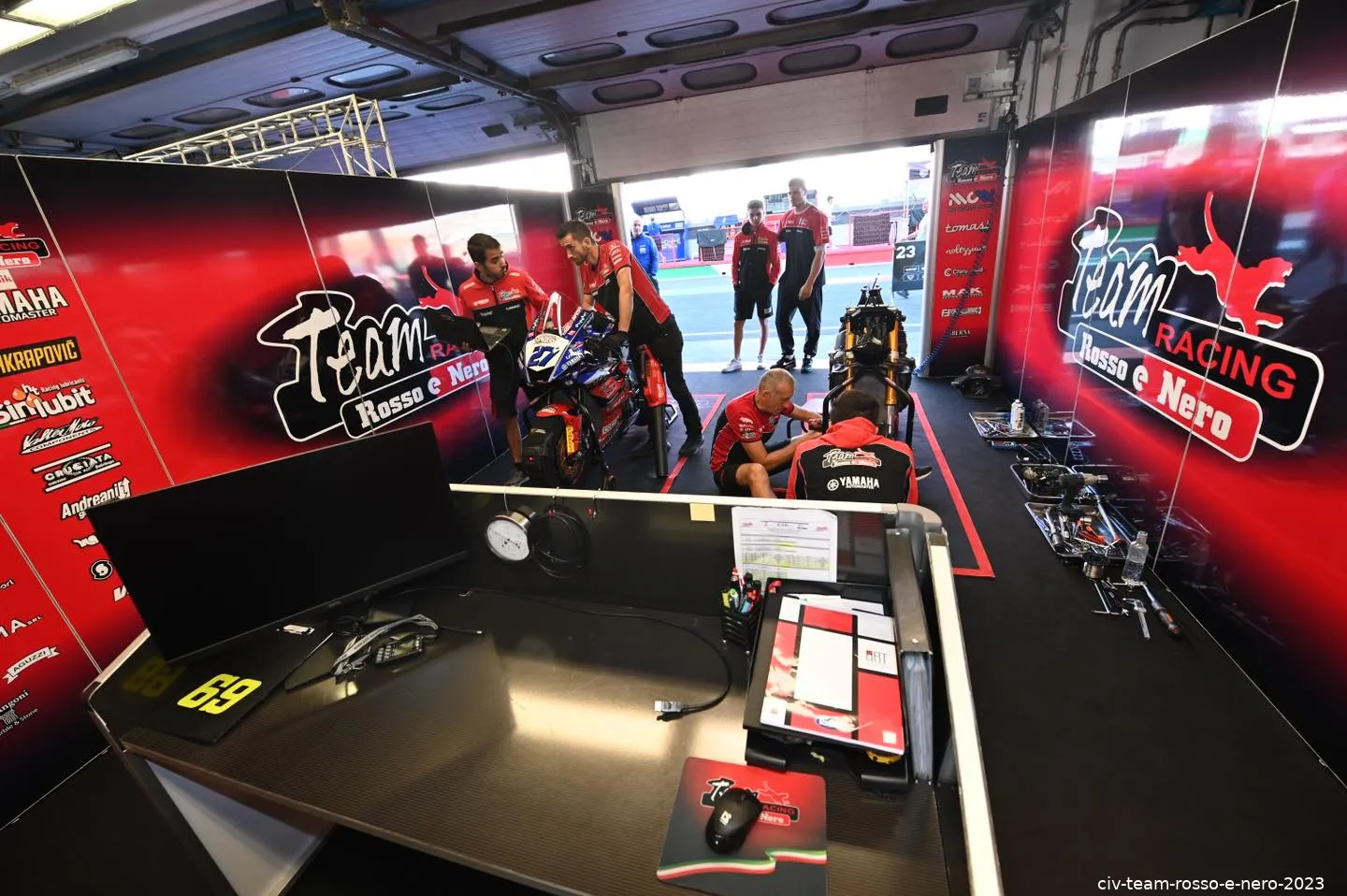 civ team rosso e nero 2023