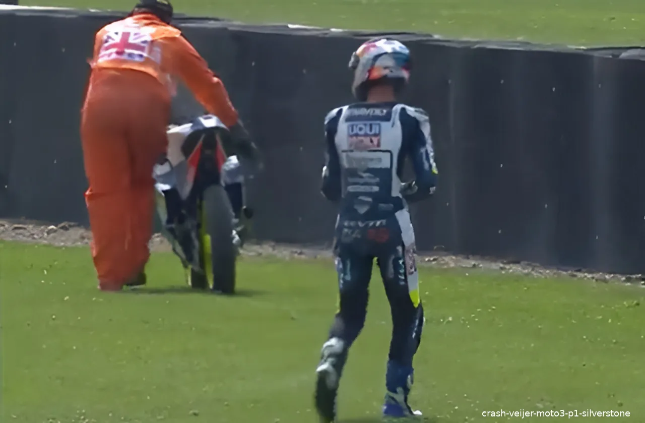 crash veijer moto3 p1 silverstone 1