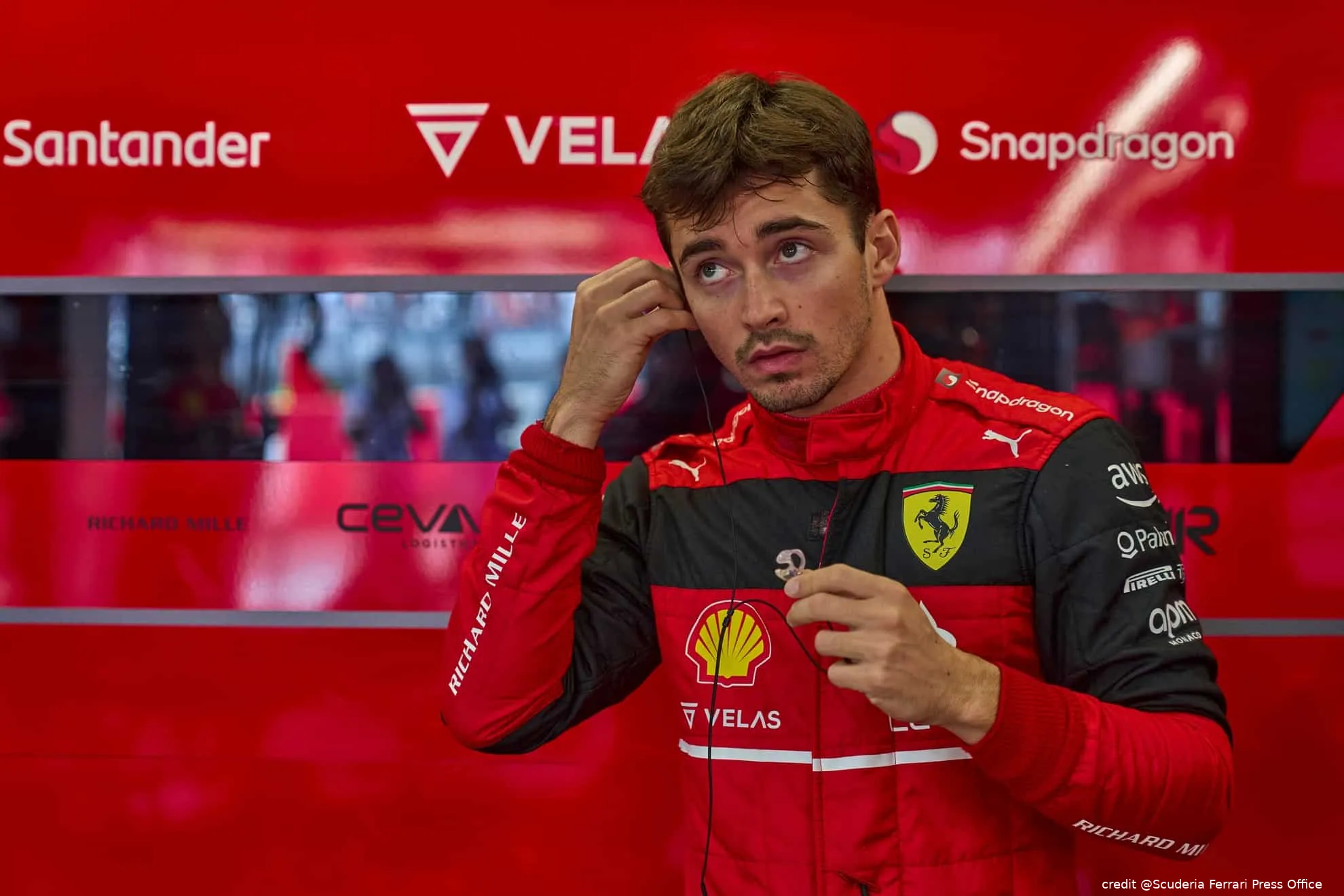 220036 scuderia ferrari japanese gp saturday