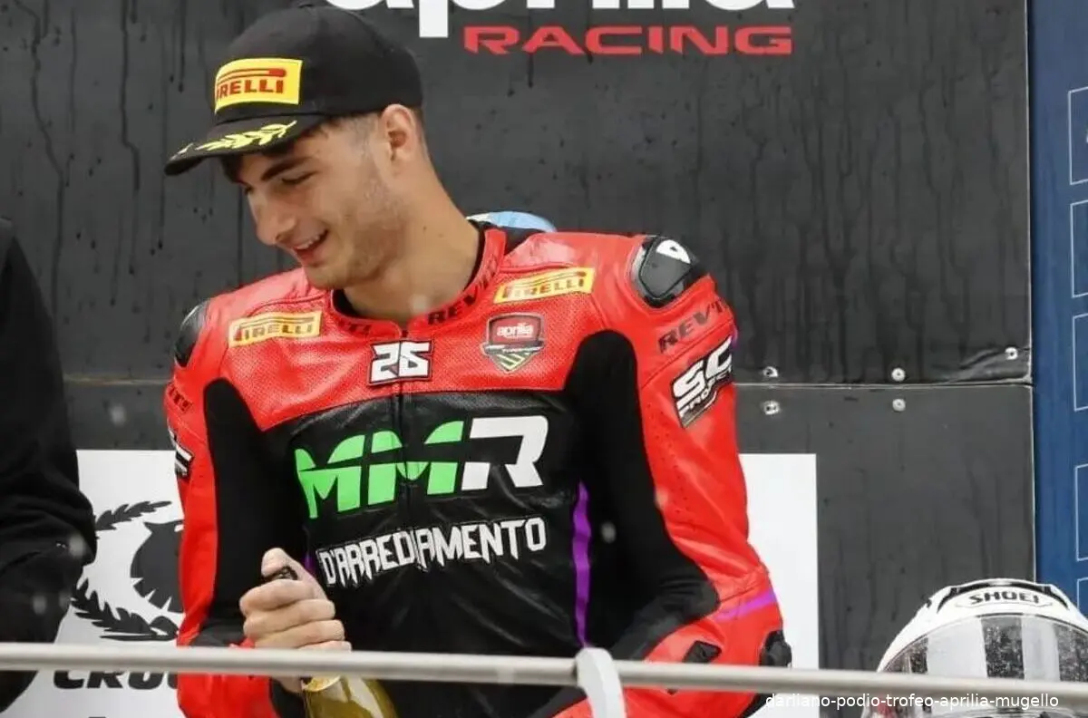 darliano podio trofeo aprilia mugello
