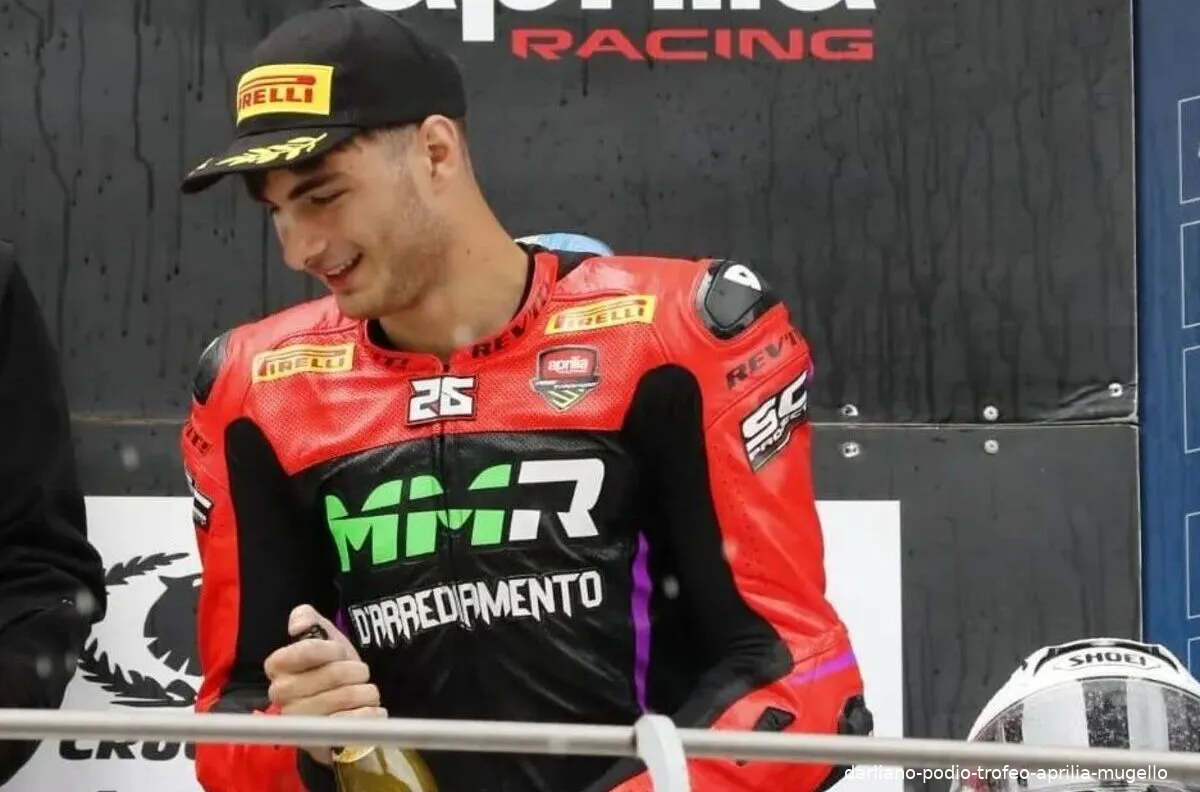 darliano podio trofeo aprilia mugello