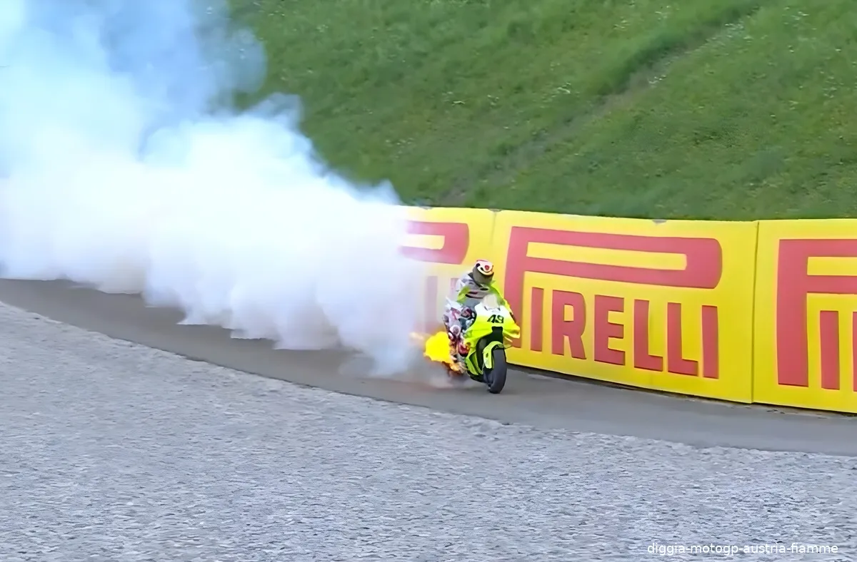 diggia motogp austria fiamme