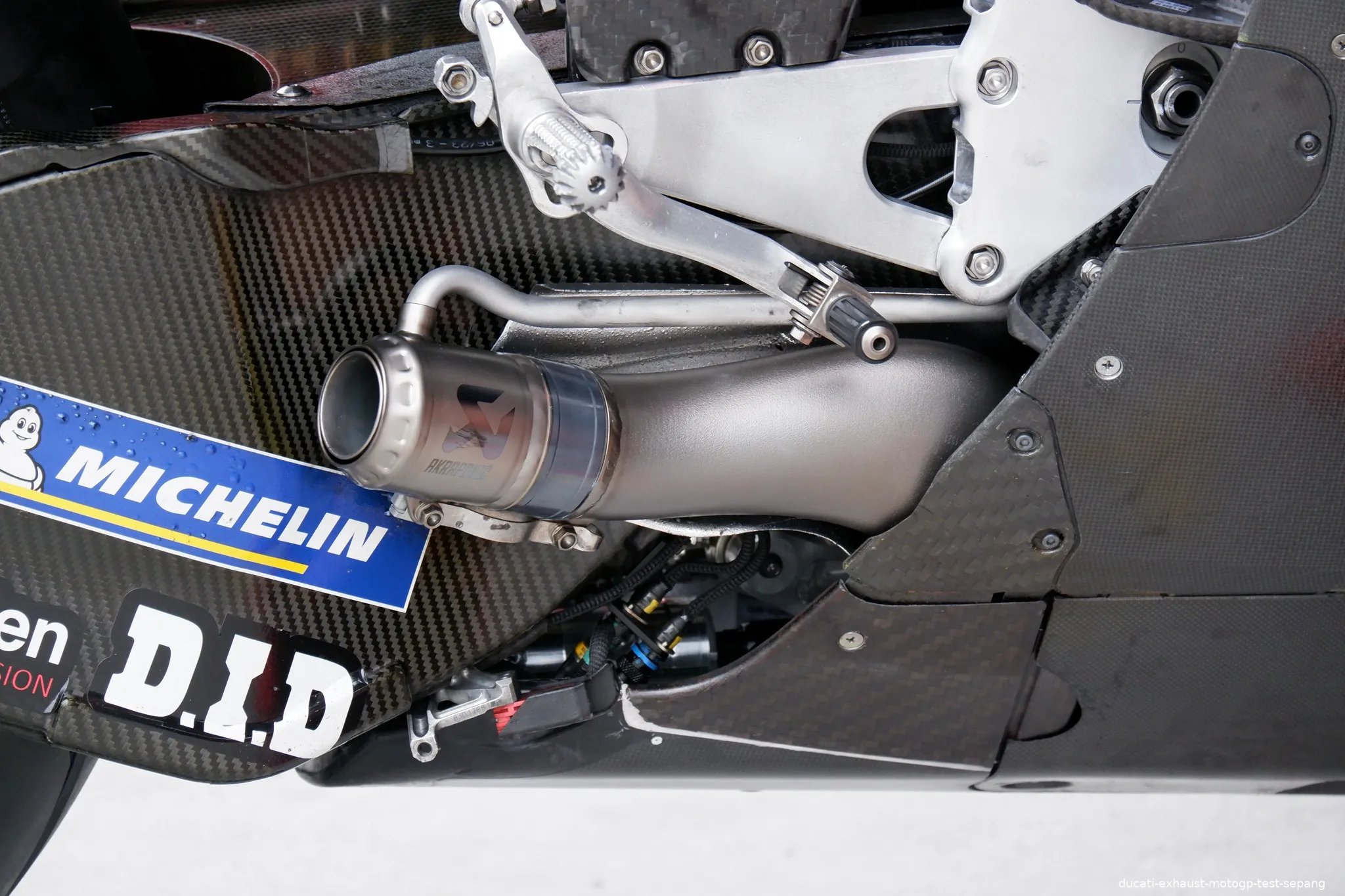 ducati exhaust motogp test sepang