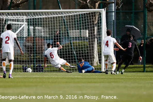 gol psg roma youth league