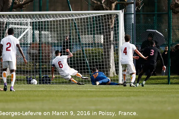 gol psg roma youth league