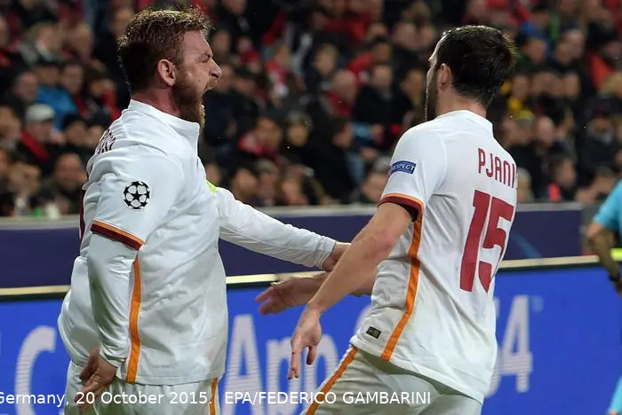 bayer leverkusen roma de rossi pjanic esultanza