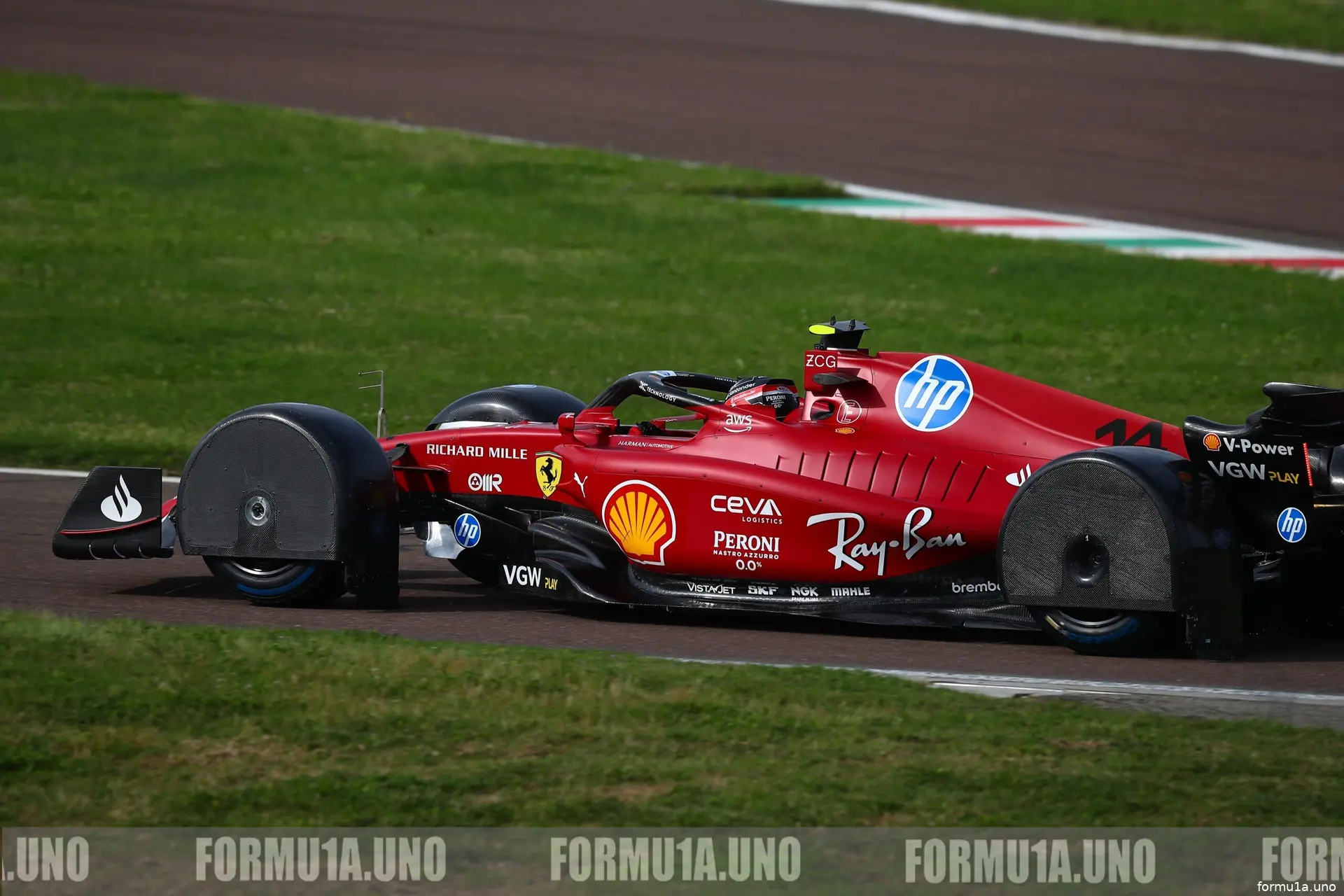 ferrari 2 scaled