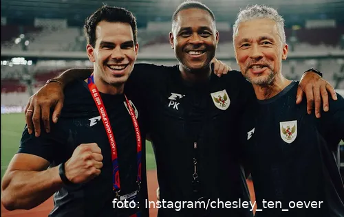 vlnr: Chesley ten Oever, Patrick Kluivert en Leo Echteld/&nbsp;Photo by: PSSI