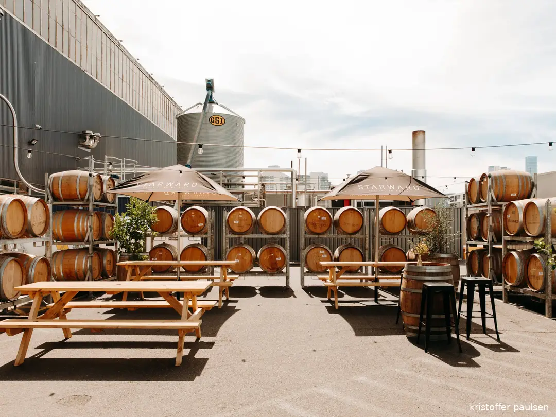 Starward Distillery  outside