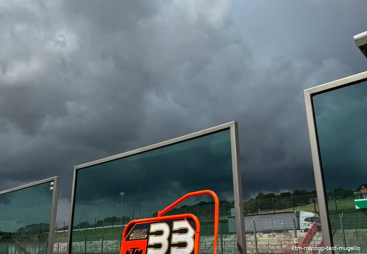 ktm motogp test mugello